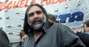 Baradel dijo que los docentes “le van a exigir más a Kicillof que a Vidal” en las paritarias