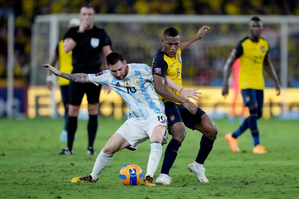 Argentina debuta en las Eliminatorias contra Ecuador (Reuters)