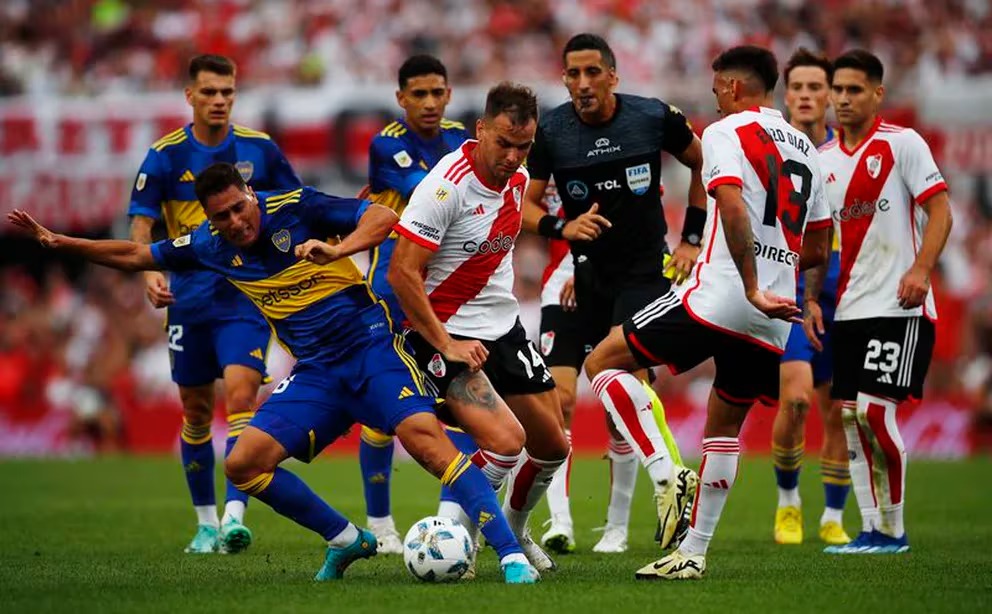 Se confirmó quiénes serán el árbitro y el VAR del River Plate-Boca Juniors por cuartos de final de la Copa de la Liga